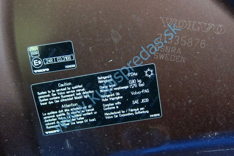 Predná kapota Volvo XC60  